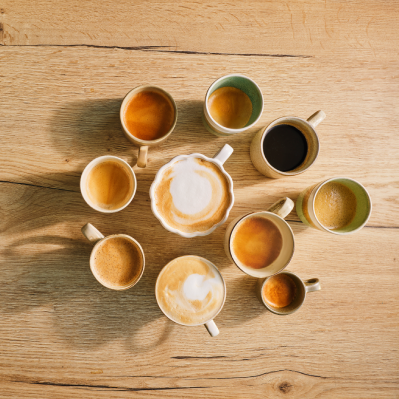Melk bij koffie soorten opschuimen